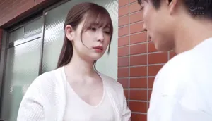 Chồng yêu tẻ nhạt, bà xã nhận ra cậu thanh niên gần nhà tốt hơn