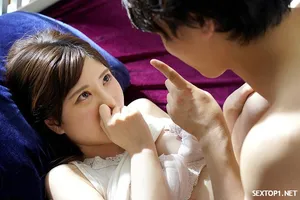 Dẫn bạn về nhà, bị bạn trả bài luôn vợ yêu của mình